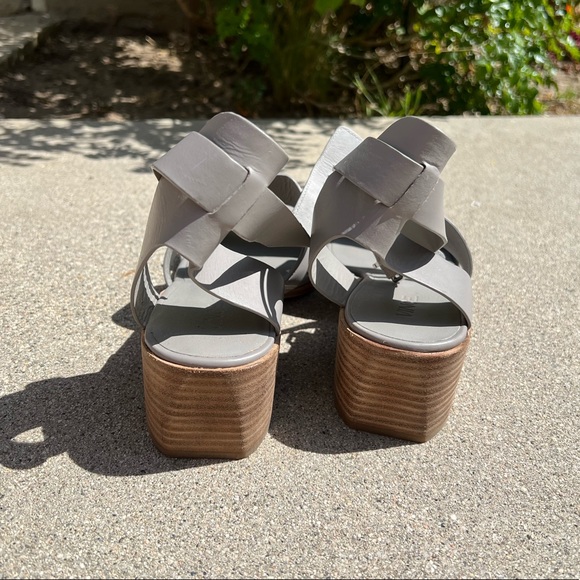 Vince block heel grey sandals block heels size 9.5 eur 39.5 with dust bag - Picture 5 of 7